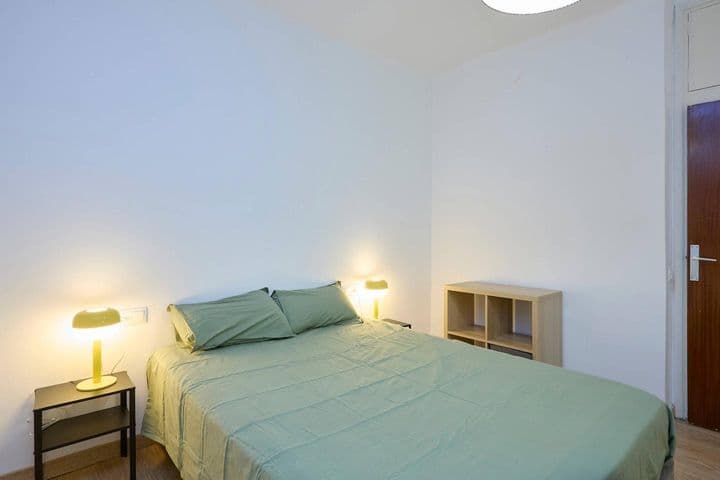 3 bedrooms apartment for rent in Gracia, Spain - Image 12