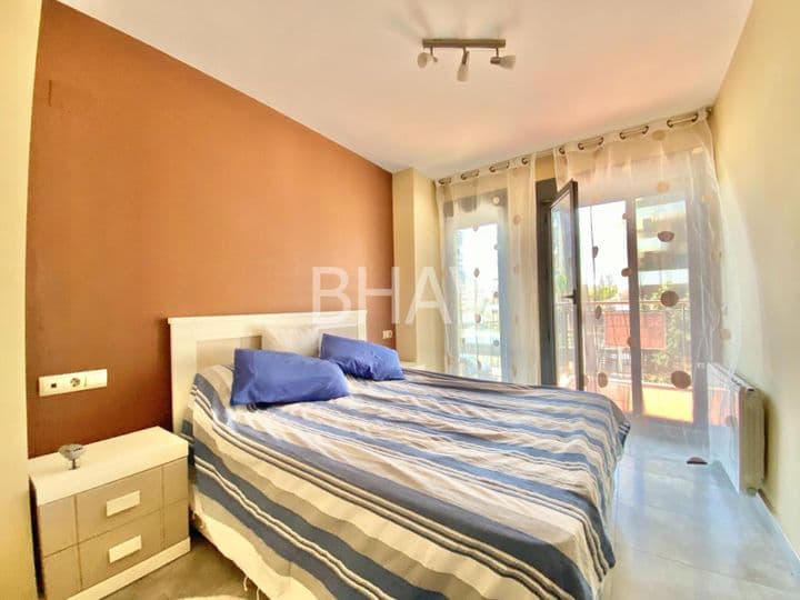 2 bedrooms apartment for rent in Playa de San Juan, Spain - Image 4