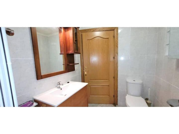 1 bedroom apartment for rent in Palencia, Spain - Image 10