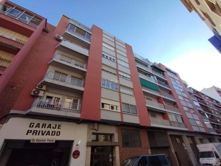 3 bedrooms apartment for rent in Universidad, Spain - Image 2