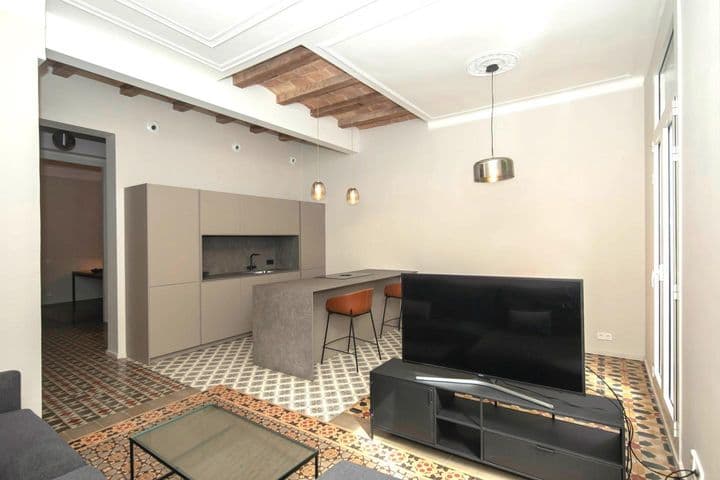 3 bedrooms apartment for sale in Esquerra de lEixample, Spain - Image 2