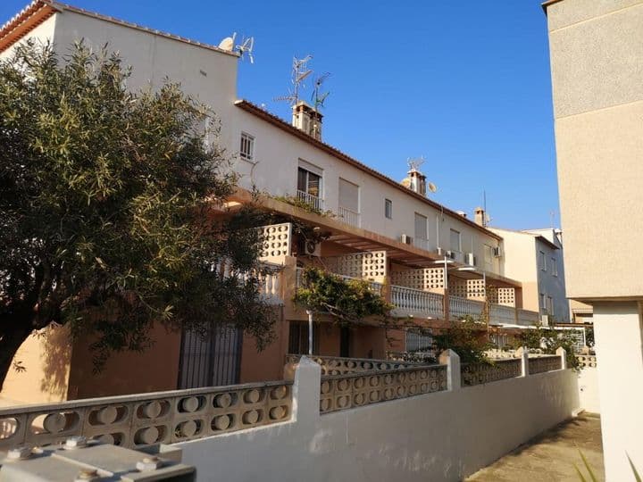 2 bedrooms house for rent in Oliva, Spain