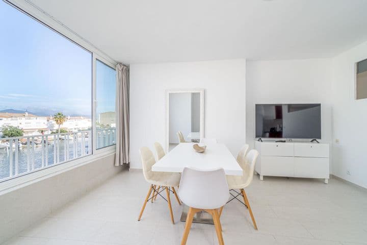 2 bedrooms apartment for sale in Empuriabrava, Spain - Image 2