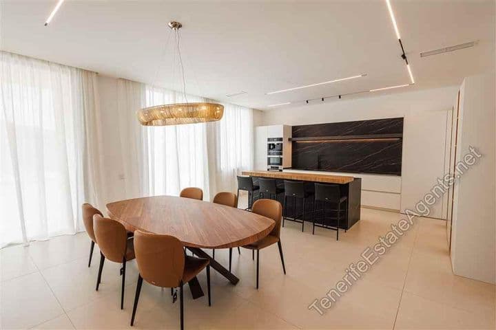 5 bedrooms house for sale in Adeje, Spain - Image 11