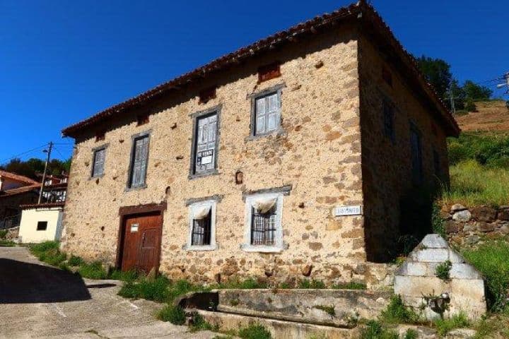 8 bedrooms house for sale in Cantabria, Spain - Image 2