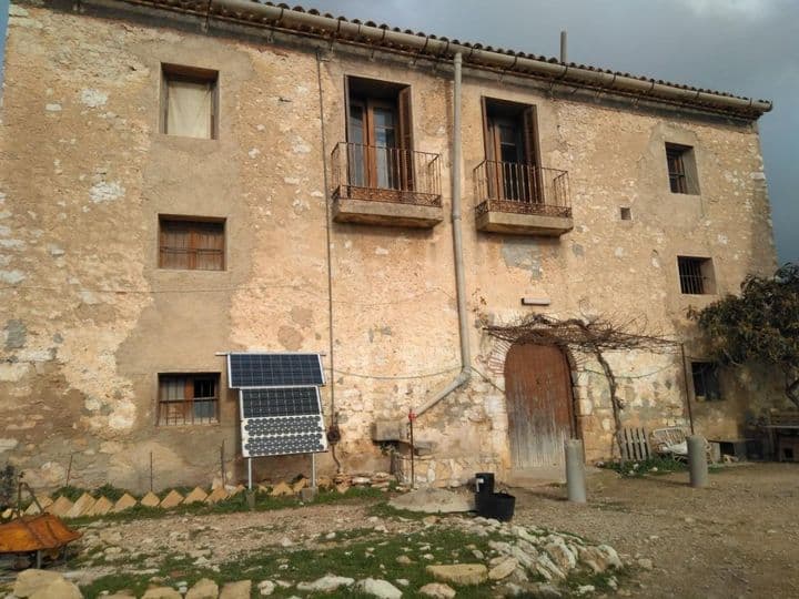 House for sale in Tivissa, Spain - Image 2