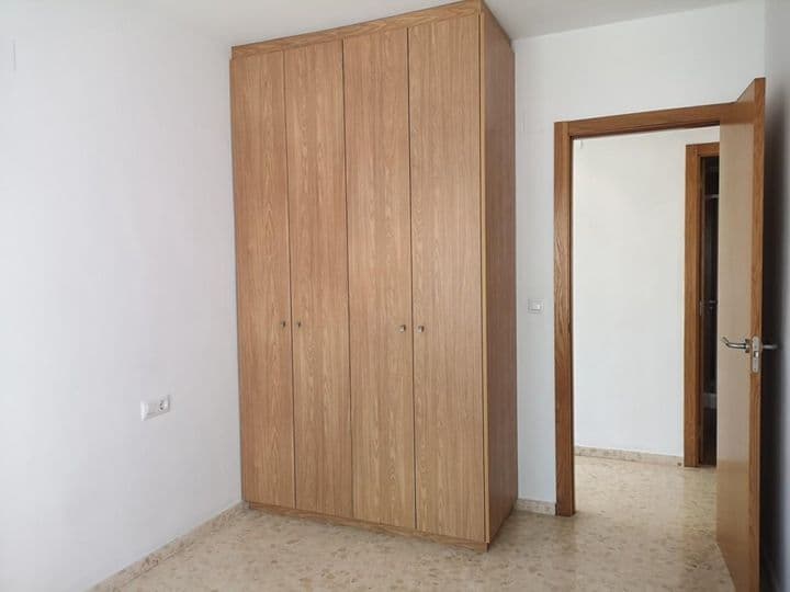 3 bedrooms apartment for rent in Centro Urbano, Spain - Image 8