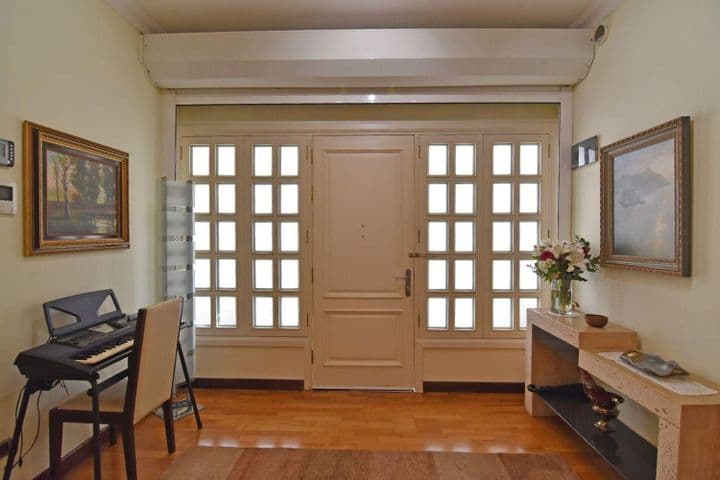 5 bedrooms apartment for sale in Centro, Spain - Image 3