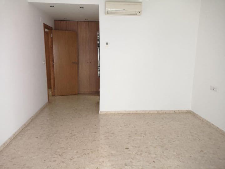 3 bedrooms apartment for rent in Centro Urbano, Spain - Image 6