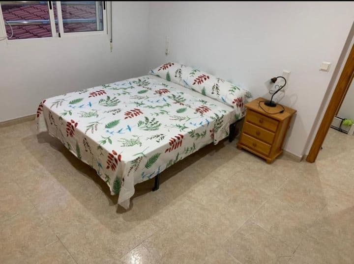 2 bedrooms apartment for rent in Oliva pueblo, Spain - Image 10