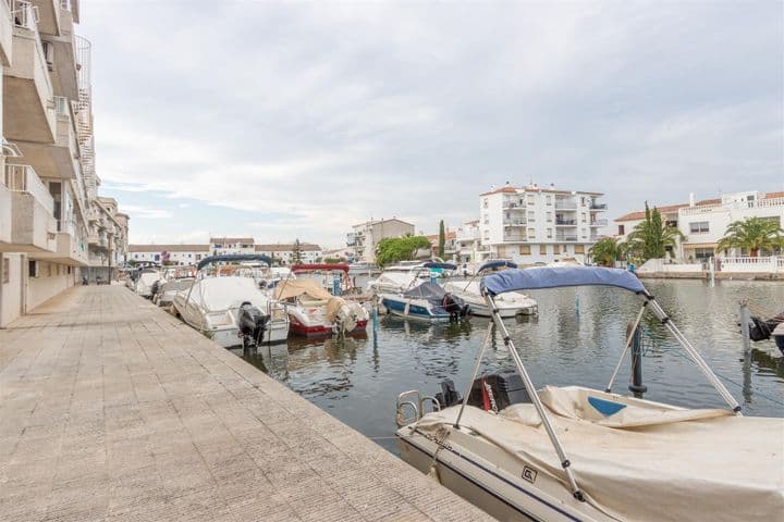 1 bedroom apartment for sale in Empuriabrava, Spain - Image 11