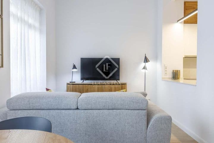 2 bedrooms apartment for rent in Valencia, Spain - Image 8