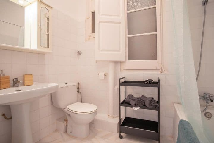 1 bedroom apartment for rent in Gracia, Spain - Image 12