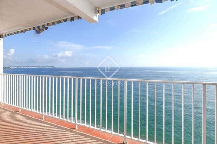 2 bedrooms apartment for sale in Platja dAro, Spain - Image 9