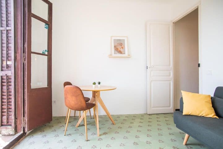 1 bedroom apartment for rent in Gracia, Spain - Image 4