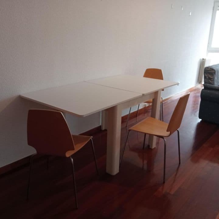 3 bedrooms apartment for rent in Torrelavega, Spain - Image 3