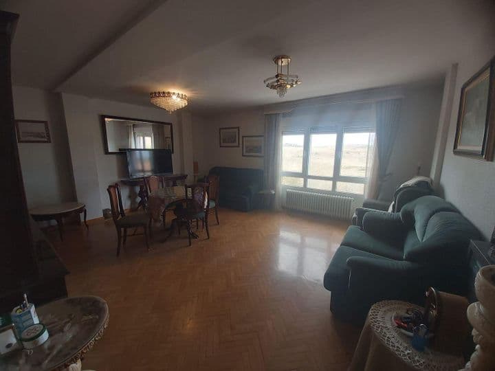 4 bedrooms apartment for sale in Segovia, Spain