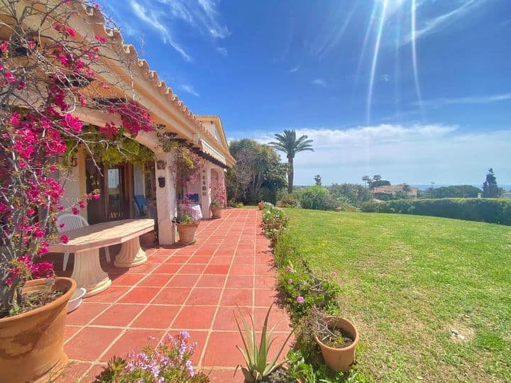 4 bedrooms house for sale in Las Chapas-El Rosario, Spain - Image 5