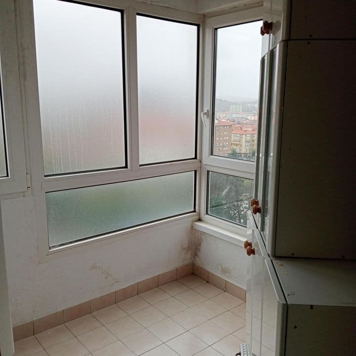 3 bedrooms apartment for rent in Torrelavega, Spain - Image 7