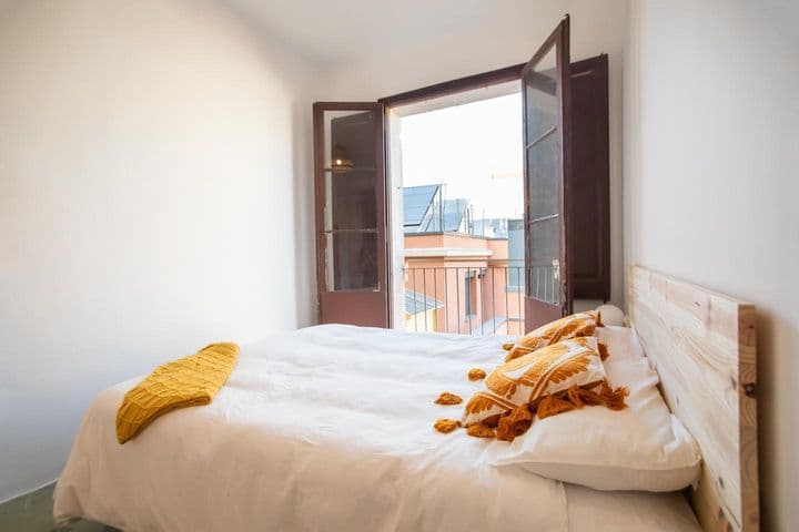 1 bedroom apartment for rent in Gracia, Spain - Image 10