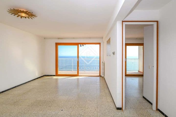 2 bedrooms apartment for sale in Platja dAro, Spain - Image 3