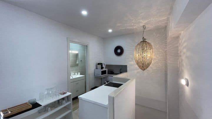 Apartment for sale in Dalt Vila - La Marina, Spain - Image 4