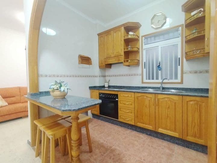 3 bedrooms apartment for rent in San Gregorio, Spain - Image 9