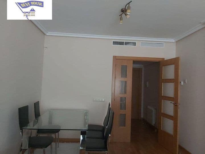 2 bedrooms apartment for rent in Albacete, Spain - Image 9