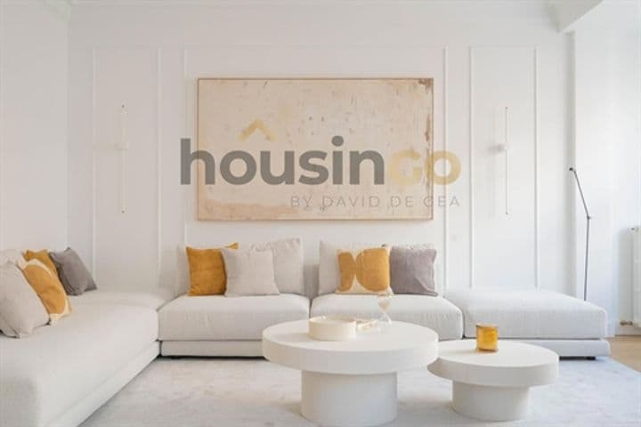 3 bedrooms apartment for sale in Madrid, Spain - Image 3