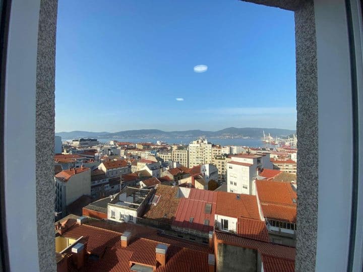 1 bedroom apartment for rent in Vigo, Spain - Image 4