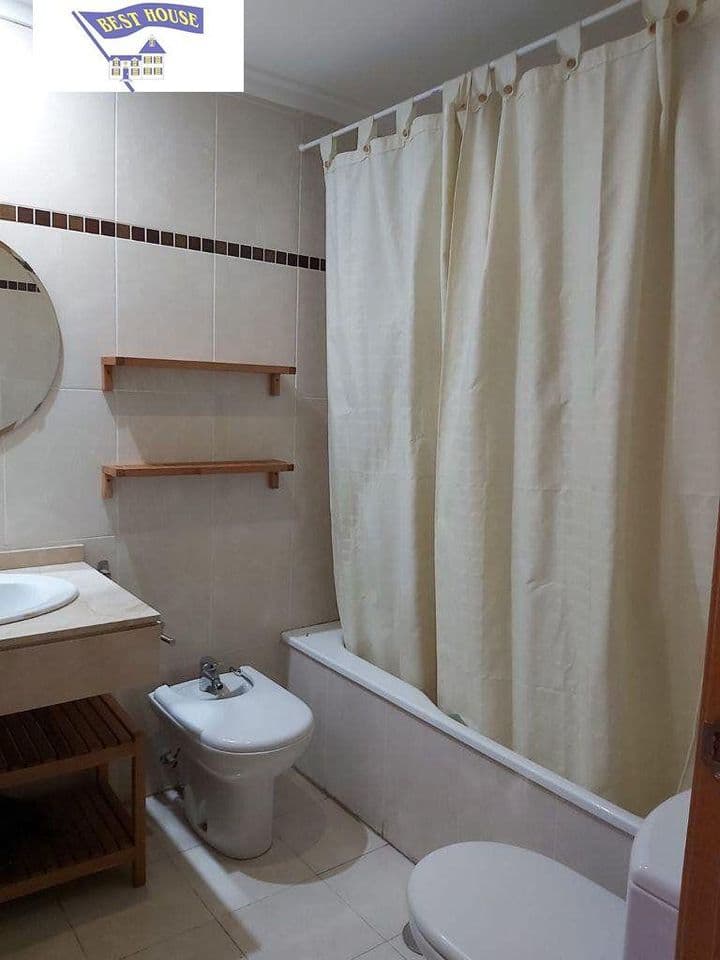 2 bedrooms apartment for rent in Albacete, Spain - Image 4