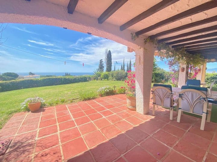4 bedrooms house for sale in Las Chapas-El Rosario, Spain - Image 11