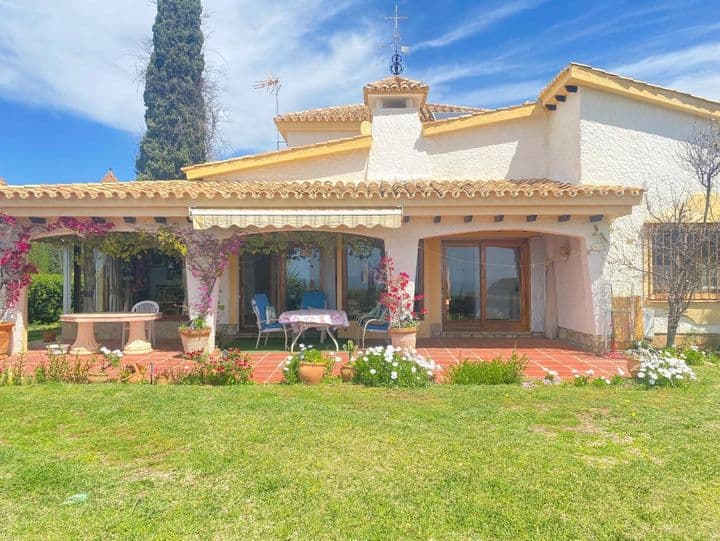 4 bedrooms house for sale in Las Chapas-El Rosario, Spain - Image 2