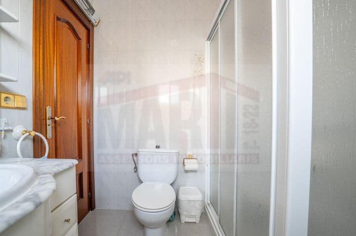 Apartment for sale in Centre, Spain - Image 10