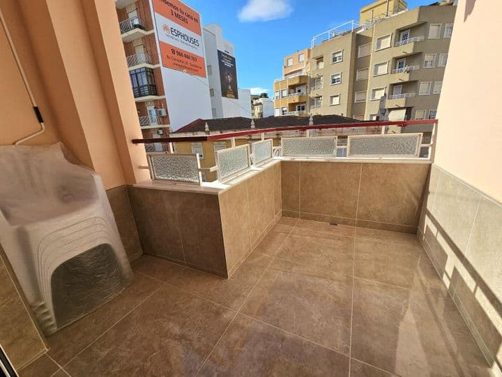 3 bedrooms apartment for rent in Zona Pueblo, Spain - Image 4