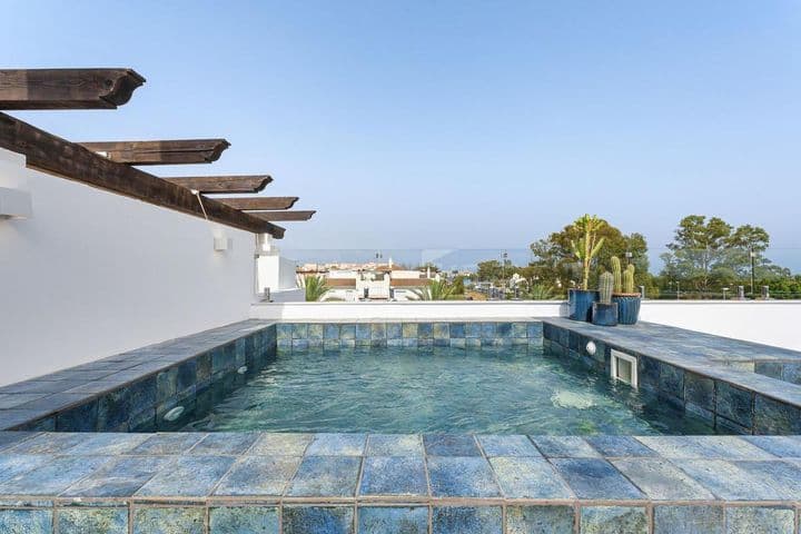 3 bedrooms house for sale in Nueva Andalucia, Spain - Image 3