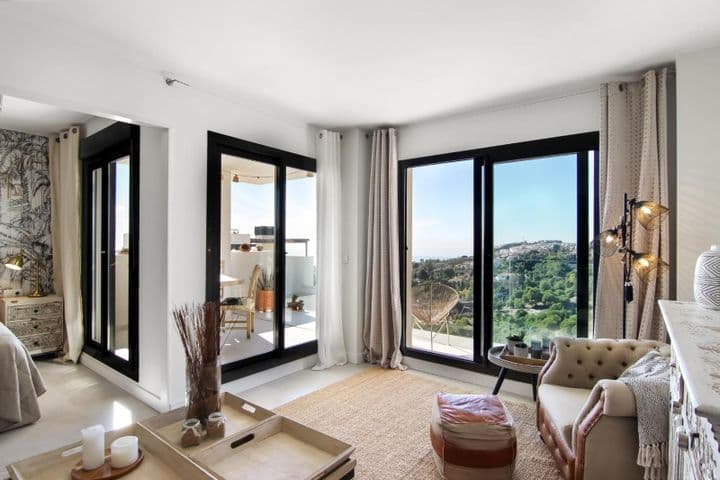 3 bedrooms apartment for sale in Benalmadena, Spain - Image 3