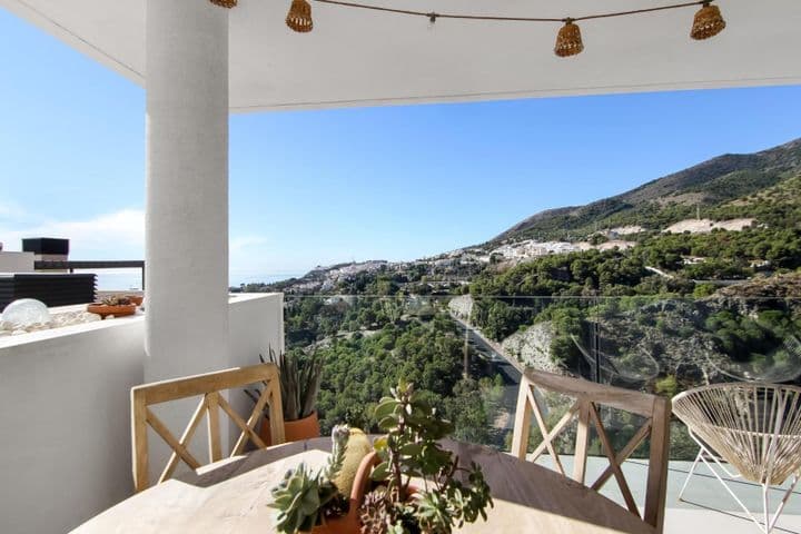 3 bedrooms apartment for sale in Benalmadena, Spain - Image 12