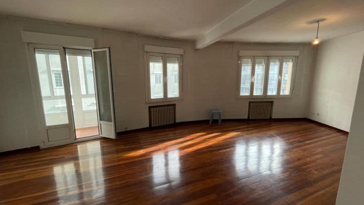 4 bedrooms apartment for sale in Santiago de Compostela, Spain - Image 4