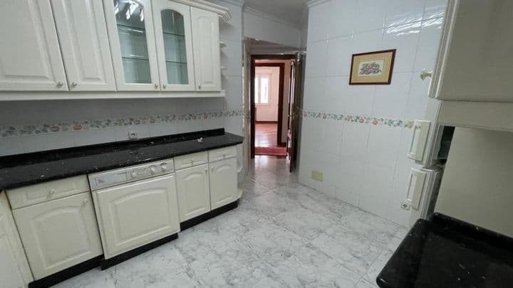 4 bedrooms apartment for sale in Santiago de Compostela, Spain - Image 5