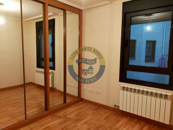 2 bedrooms apartment for sale in Leon, Spain - Image 3