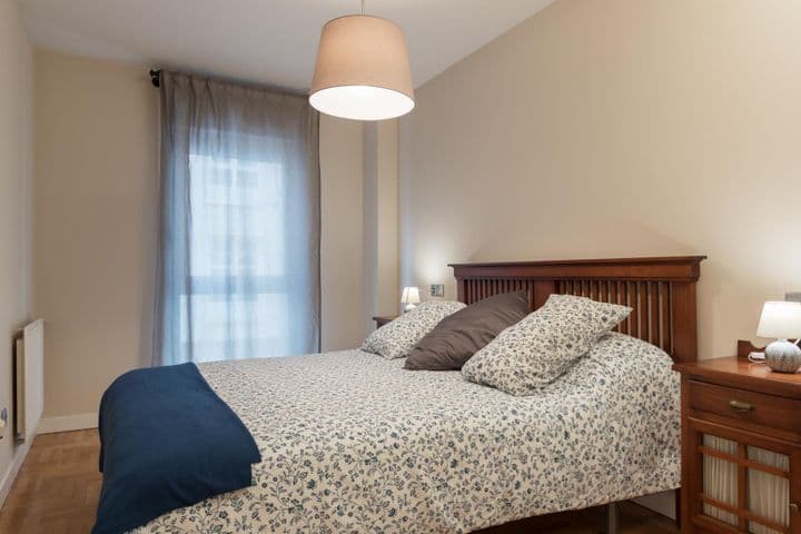 1 bedroom apartment for rent in Gijon, Spain - Image 10