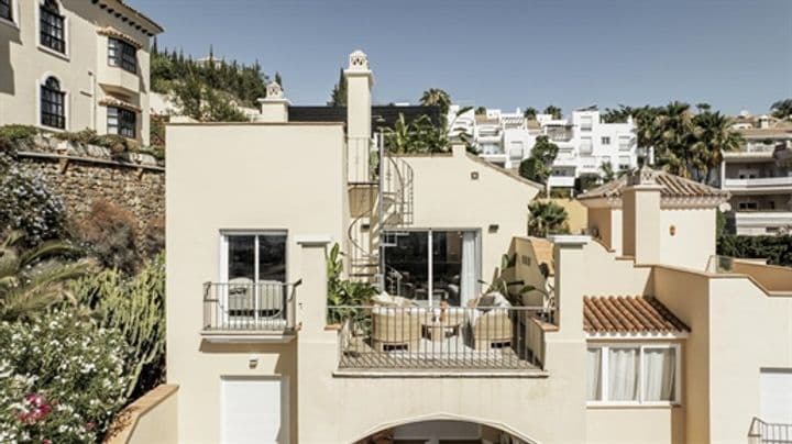 3 bedrooms apartment for sale in Benahavis, Spain - Image 2