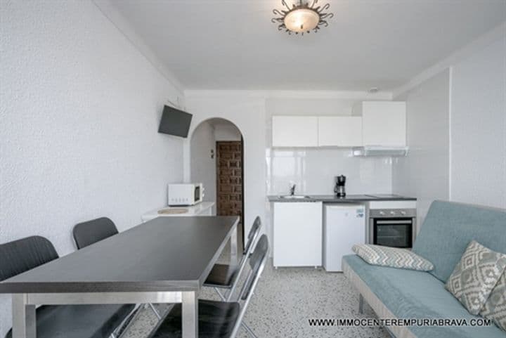 Apartment for sale in Empuriabrava, Spain - Image 2