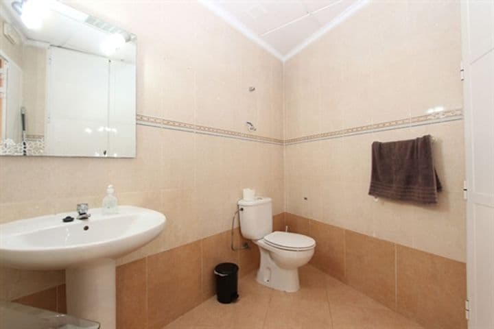 House for sale in Guardamar del Segura, Spain - Image 2