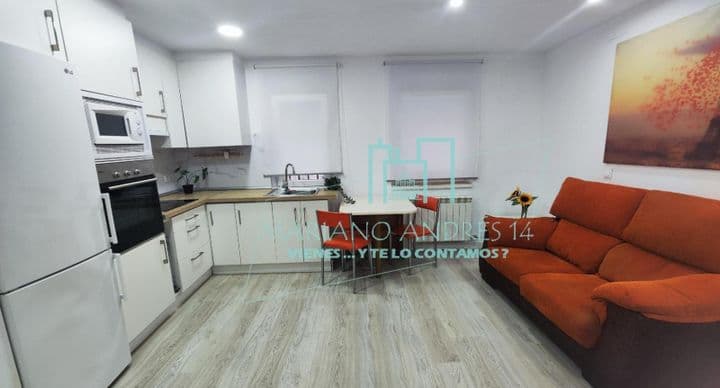 2 bedrooms apartment for rent in Leon, Spain - Image 4