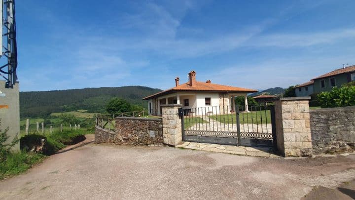 House for sale in Villaviciosa, Spain - Image 12