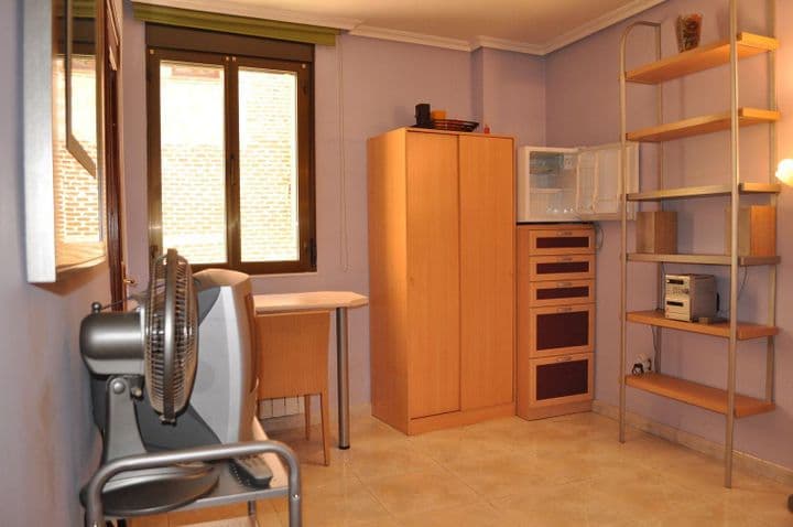 Apartment for rent in Segovia, Spain