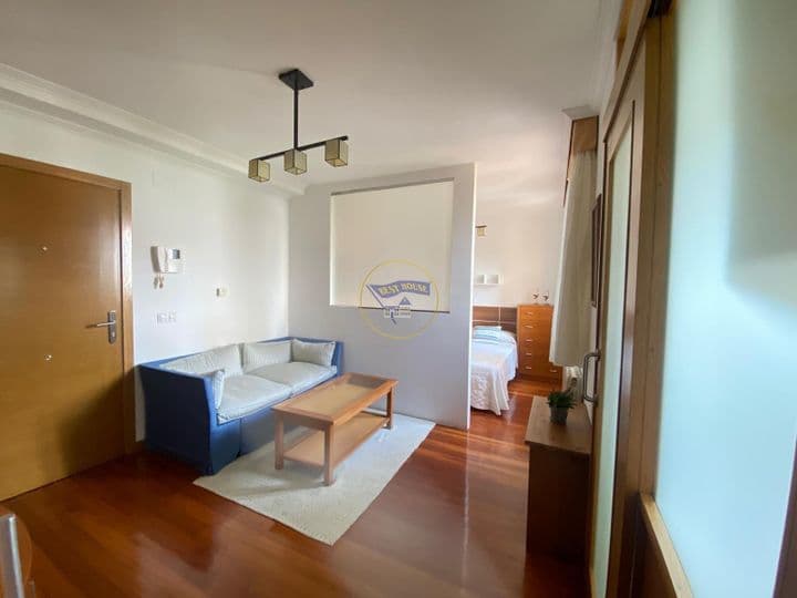 1 bedroom apartment for sale in Vigo, Spain - Image 2