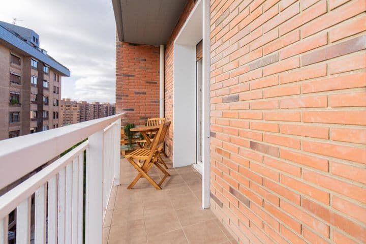 3 bedrooms apartment for rent in Pamplona, Spain - Image 11